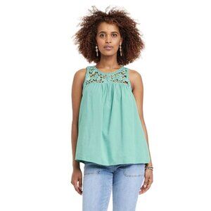 Knox Rose Women's Medium Batik Green Floral Eyelet Wide Strap Sleeveless Blouse